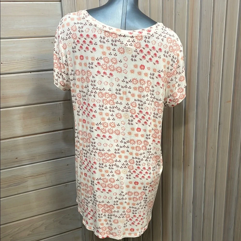SD Collection Cream Relaxed Short Sleeve Tee - Picture 3 of 6